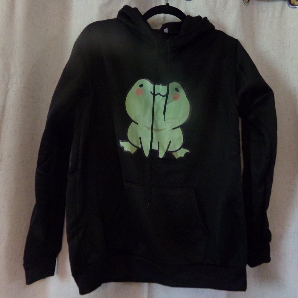 Black hoodie with frog